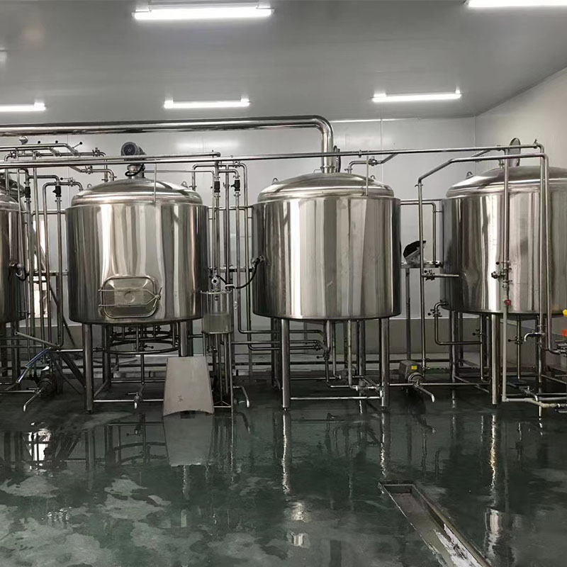 澜沧精酿啤酒设备